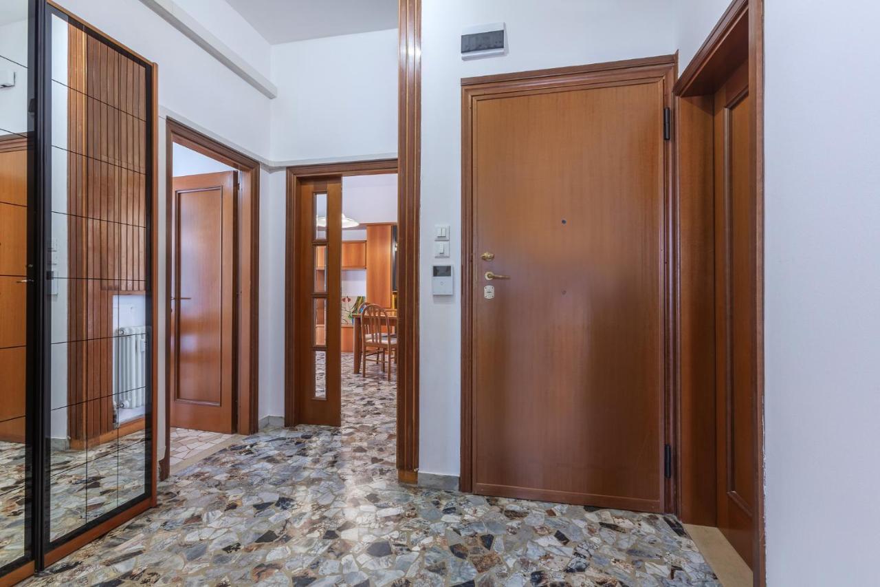 A 500 Mt Dalla Certosa Apartment Болоня Екстериор снимка