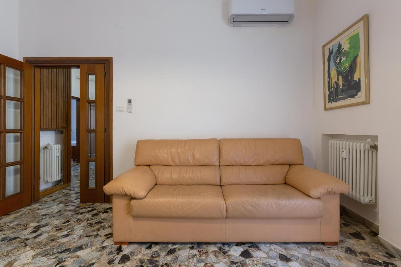 A 500 Mt Dalla Certosa Apartment Болоня Екстериор снимка
